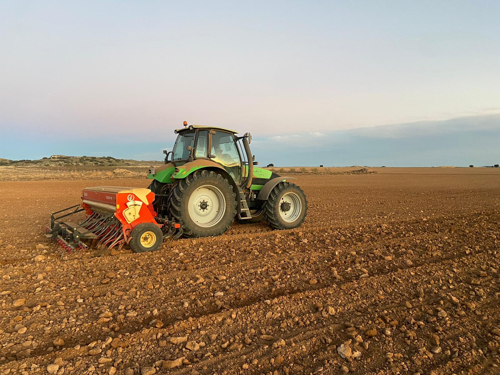 Los agricultores de Almera y Granada afectados por la sequa recibirn hasta 20.000 euros